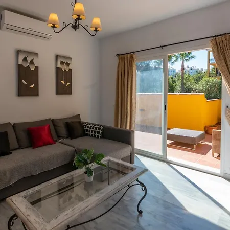 2br Penthouse Miraflores Golf *