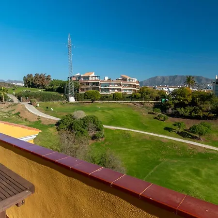 2br Penthouse Miraflores Golf 米哈斯